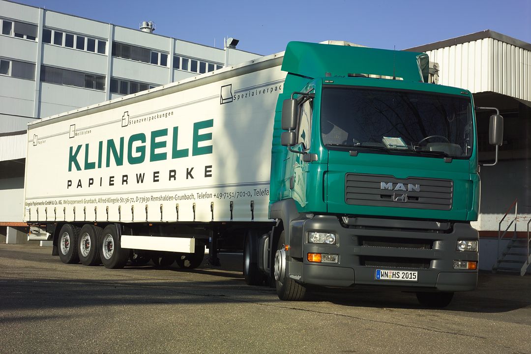 Schnaitmann-Zug unterwegs f�r die Klingele Papierwerke, Remshalden